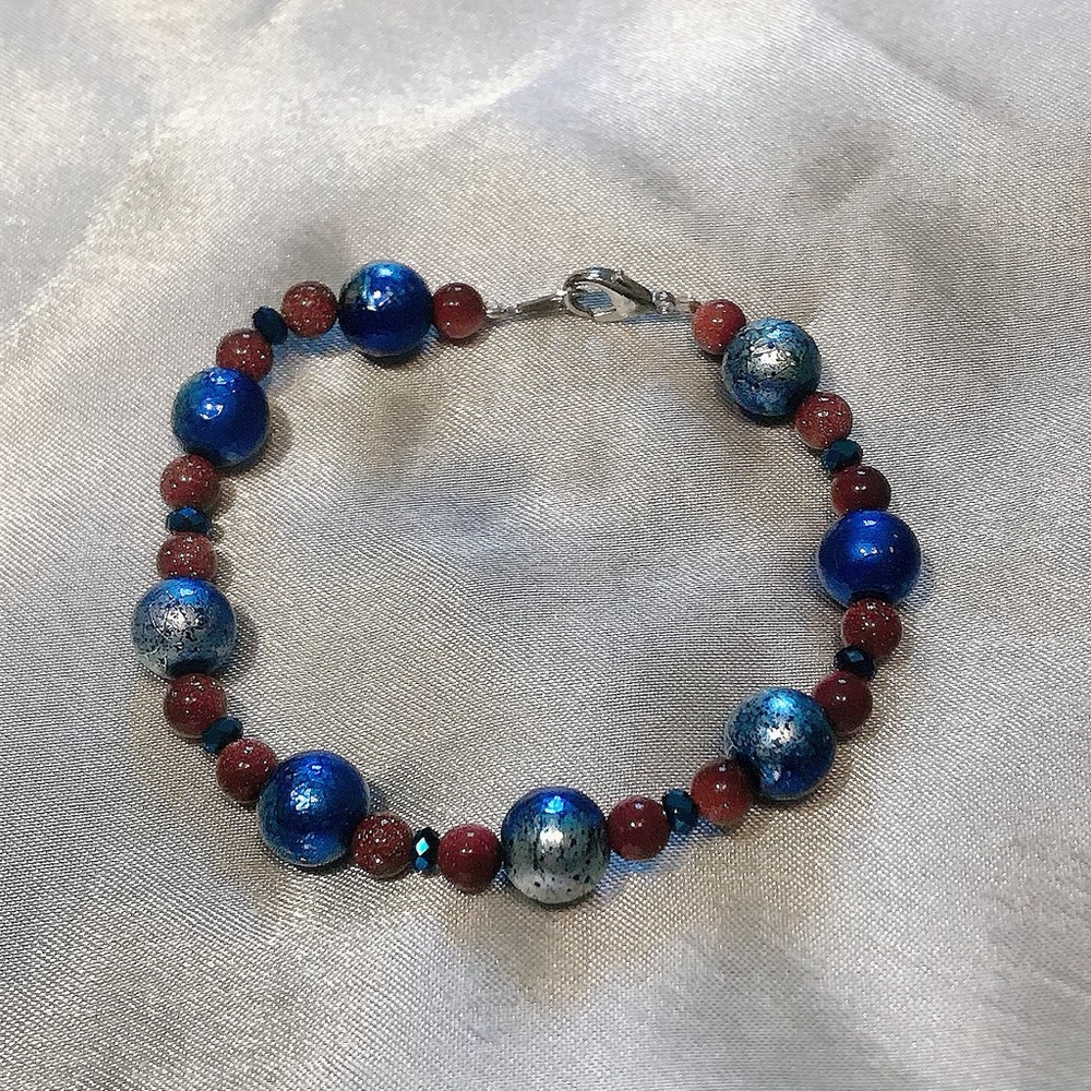 🖤 NEW Handmade Pretty Blue and Goldstone Bracelet